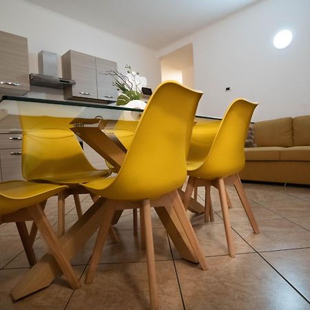 Apartament Ambra Tirano Zewnętrze zdjęcie